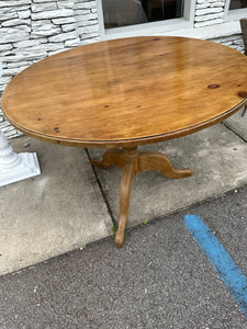 English Pine Pedestal Table