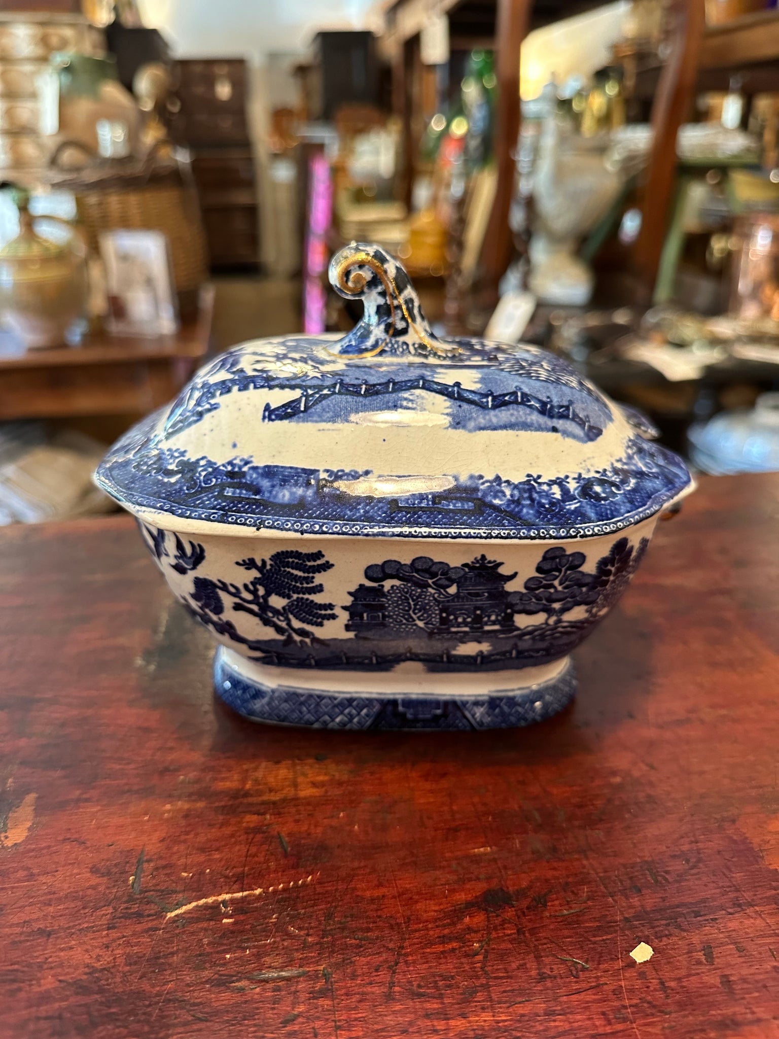 Mini Blue Willow Soup Tureen with Gold