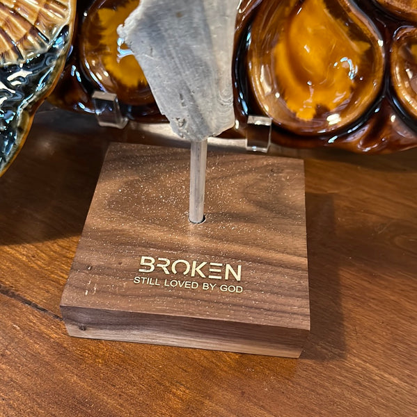 "Broken" Shell, Medium
