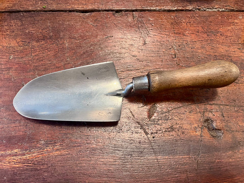 Small Garden Spade