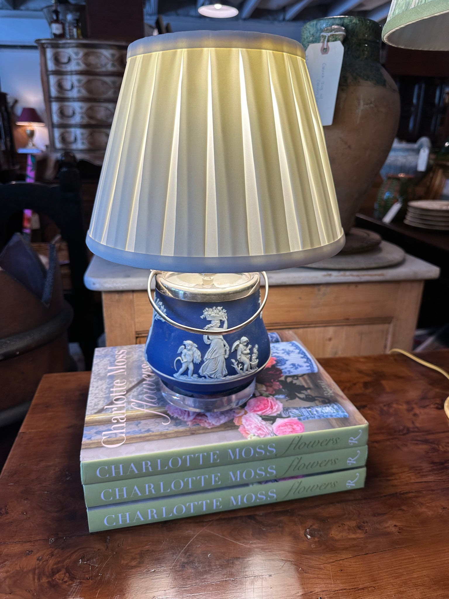 Wedgewood Biscuit Barrel Lamp