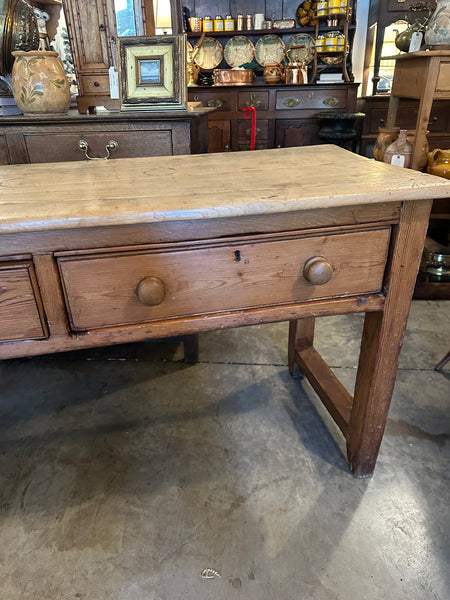 Large Georgian Pine 3-Drawer Dresser Base