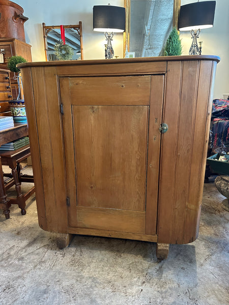 Victorian Pine Huffer Cupboard