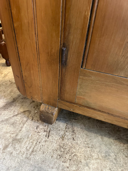 Victorian Pine Huffer Cupboard