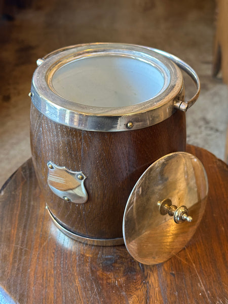 Biscuit Barrel