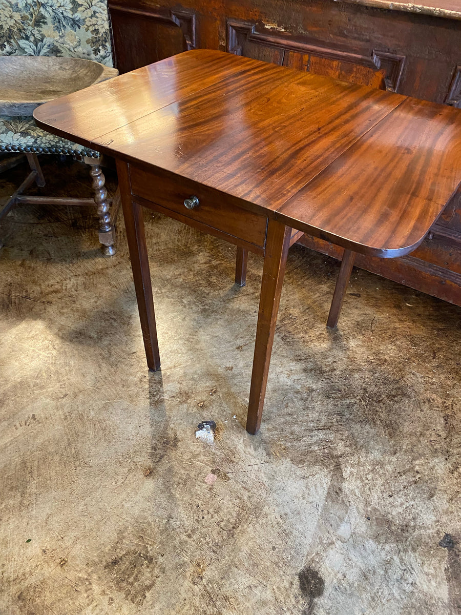 Pembroke Table – McIntosh Cottage Antiques